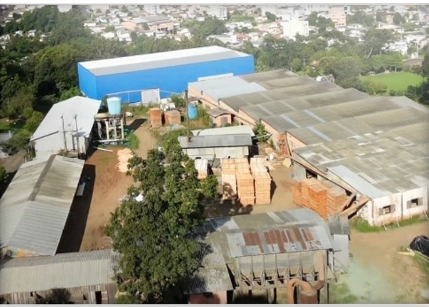 Vista aérea atual da estrutura da empresa